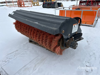 2019 Bobcat 68 in Skid Steer Broom