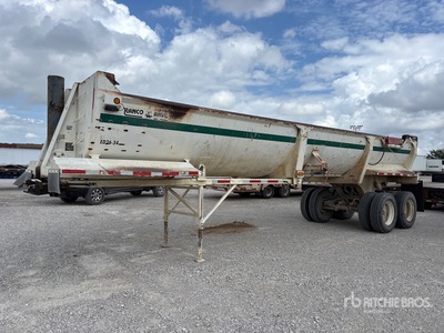 1999 Ranco 32 ft T/A End Dump Trailer