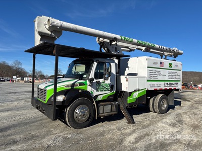 2012 Altec LRV56 56 ft on 2012 Freightliner M2 106 4x2 Forestry Chipper Body Podnośnik Koszowy