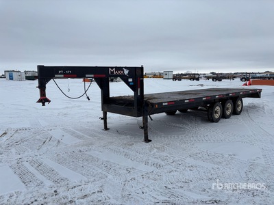 2002 Trailtech 24 ft Tri/A Gooseneck Remolque caja abierta