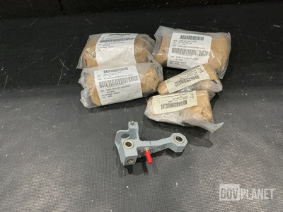 (11) Boeing 901-031-696-143 Structural Support Components