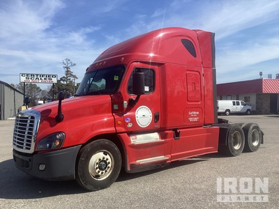 2016 Freightliner Cascadia 125 6x4 T/A Sleeper Truck Tractor