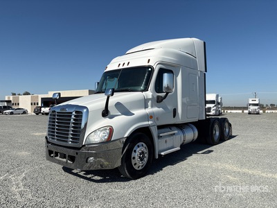 2018 Freightliner Cascadia 125 6x4 T/A Sleeper Truck Tractor