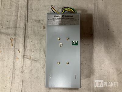 GE TKMMOMA1 Circuit Breaker
