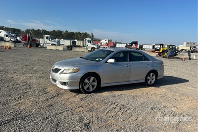 2011 Toyota Camry LE Automobile