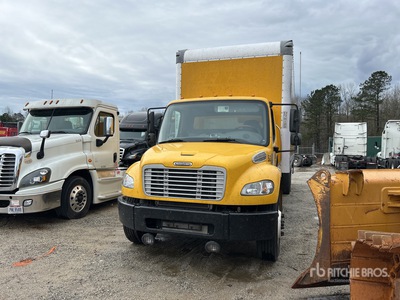 2019 Freightliner M2106 4x2 Kastenwägen