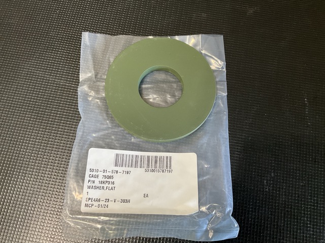 (64) Oshkosh 18KP316 Flat Washers