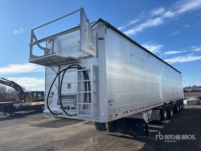 2014 Titan 53 ft x 102 in 5/Axle Chip Trailer