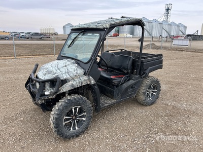 2016 John Deere Gator 4x4 Utility Vehicle