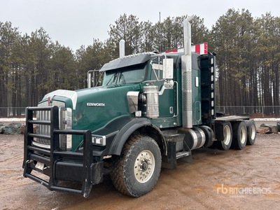 2022 Kenworth T800 8x4 Heavy Haul Tri/A Sleeper Truck Tractor