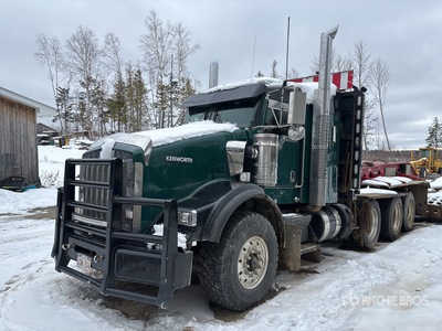 2022 Kenworth T800 8x4 Heavy Haul 4-Achs Sattelzugmaschine mit Schlafkabine
