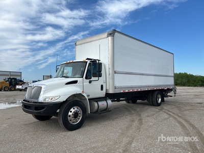 2018 International 4300 4x2 Gesloten vrachtwagen