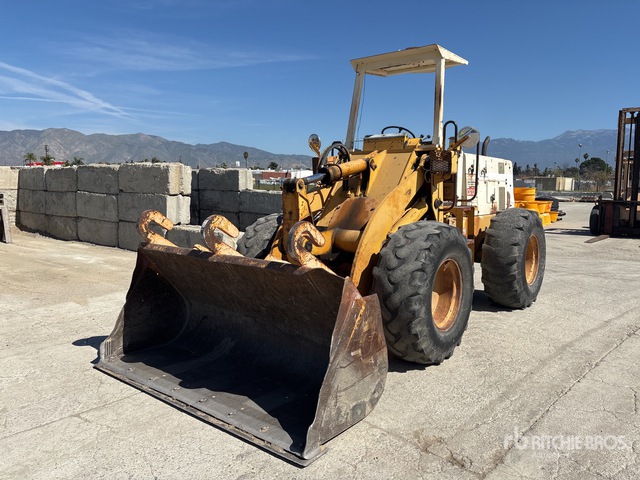 1984 IH Hough 515B Wheel Loader | Ritchie Bros. Auctioneers