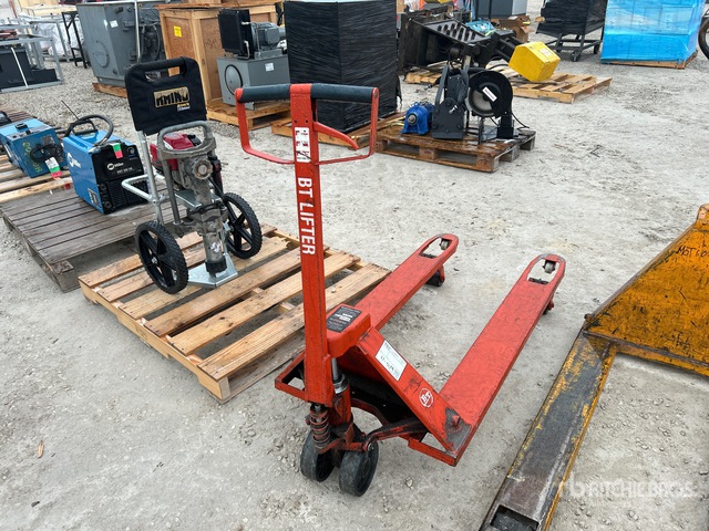 BT Lifter L 2300 5000 lb Pallet Jack | Ritchie Bros. Auctioneers
