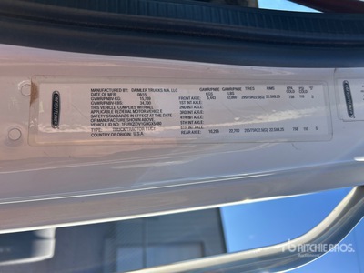 2016 Freightliner M2 112 S/A Day Cab Truck Tractor