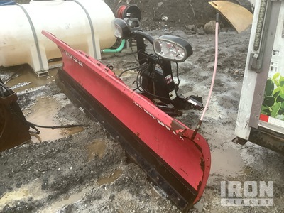 2015 (unverified) Boss 9 ft 1 Way Snow Plow - Fits Truck