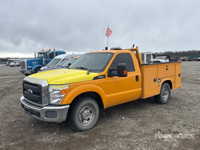 2016 Ford F-250 XL 4x2 Utility Truck