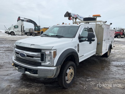 2019 Ford F-550 Super Duty XLT 4x4 Extended Cab Servicewagen