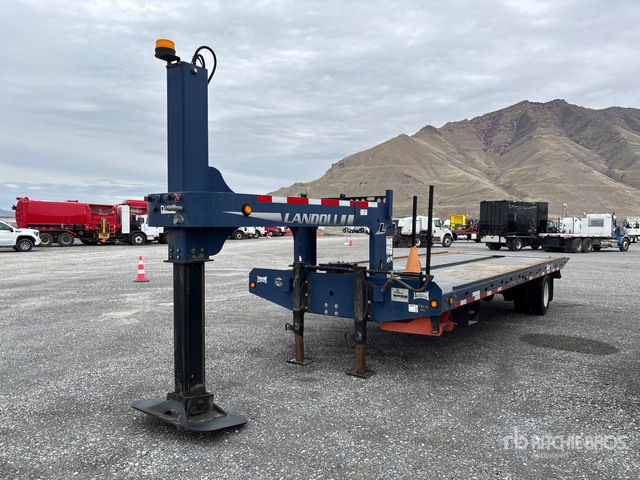 2014 Landoll 24 ft S/A Gooseneck Equipment Trailer