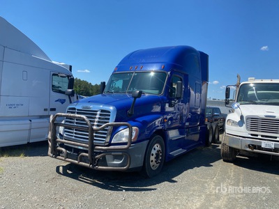 2018 Freightliner Cascadia 125 6x4 Sleeper Truck Tractor (Inoperable)