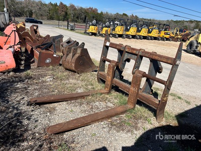 JRB 60 in Q/C Wheel Loader Forks - Fits John Deere 624H
