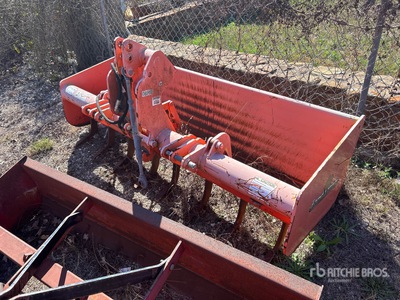 Land Pride 84 In. Cuchilla Niveladora de Caja