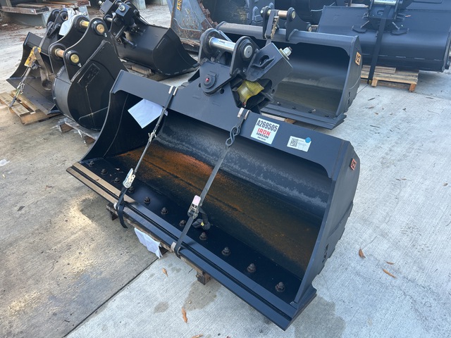 2023 ATTACH2 1750 mm Q/C Hydraulic Tilting Excavator Bucket - Fits 6 - 9 ton (Unused)