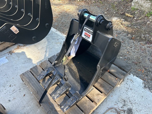 2020 ATTACH2 500 mm Q/C Digging Excavator Bucket - Fits 3 - 4 ton (Unused)