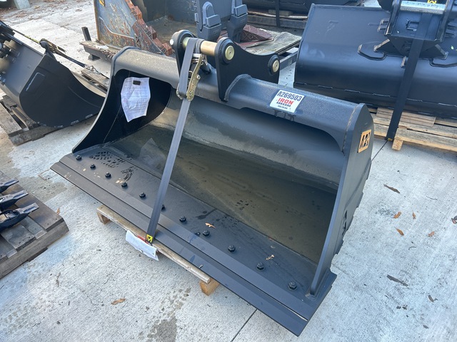 2022 ATTACH2 1750 mm Q/C Cleanup Excavator Bucket - Fits Cat 310 (Unused)