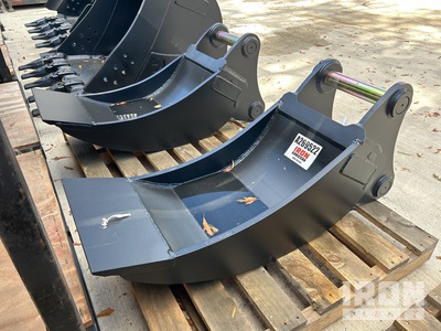 400 mm Q/C Trenching Spade Excavator Bucket - Fits Komatsu PC130 - PC138 (Unused)