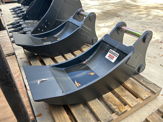 400 mm Q/C Trenching Spade Excavator Bucket - Fits Komatsu PC130 - PC138 (Unused)