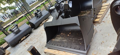 1800 mm Q/C Hydraulic Tilting Łyżka do koparki - Fits Komatsu PC160 - PC170