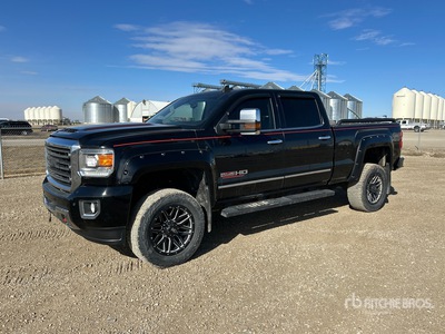 2015 GMC Sierra 2500 4x4 Crew Cab Pickup