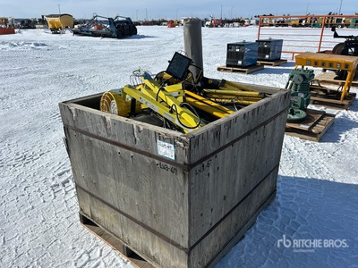 Quantity of Work Lights, Dock Loading Lights and Industrial Yard Lights Work Lights