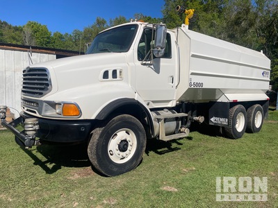 2005 Sterling L9500 5000 gal 6x4 Water Truck