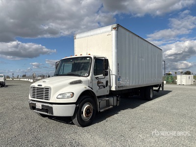 2017 Freightliner M2 106 4x2 Furgoneta caja cerrada