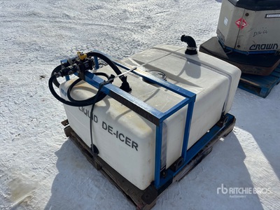 Liquid De-icer Tank
