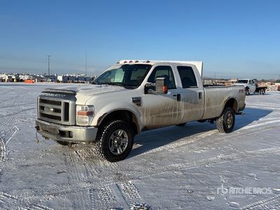2010 Ford F-350 XLT 4x4 Crew Cab Pickup