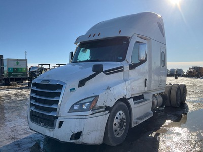 2023 Freightliner Cascadia 126 6x4 3- Achs Sattelzugmaschine mit Schlafkabine
