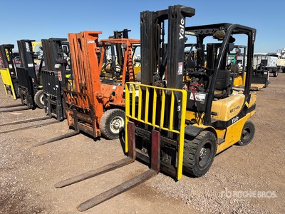 2008 Yale Pneumatic Tire Forklift