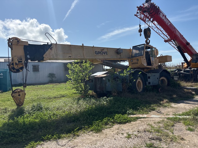 1987 Grove RT-745 45 ton 4x4 Rough Terrain Crane (Inoperable)