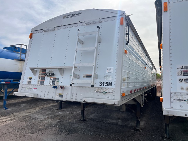 2009 Wilson DWH-5000 48 ft T/A Belly Dump Grain Trailer 2009 Wilson DWH-5000 48 ft T/A Belly Dump Grain Trailer