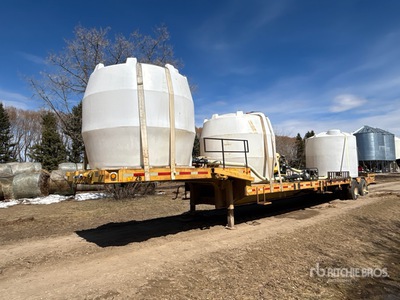 1981 Fontaine 45 ft T/A Step Deck Trailer