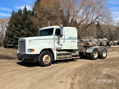 1995 Freightliner FLD 120 T/A Sleeper Truck Tractor