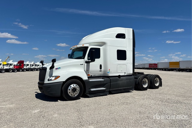 2023 International LT625 6x4 T/A Sleeper Truck Tractor