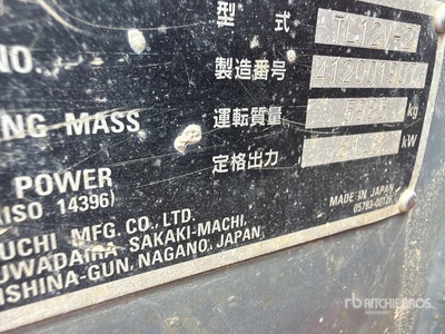 2019 Takeuchi TL12V2 High Flow を見 Compact Track Loader