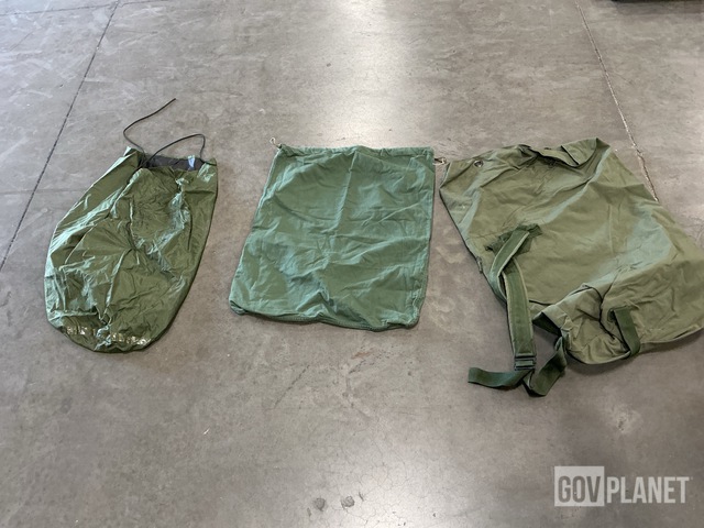(95) Clothing Bags, (39) Barracks Bags, (78) Duffel Bags & Assorted Items