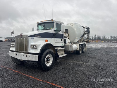 2010 Kenworth W900 8x4 Camion mélangeur