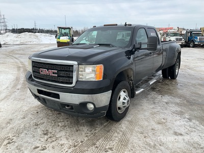 2011 GMC Sierra 3500HD 4x4 Crew Cab Pickup