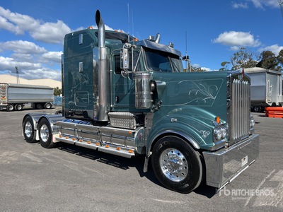 2022 Kenworth T909 6x4 تراكتور شاحنة كابينة النوم (ثنائية المحور)